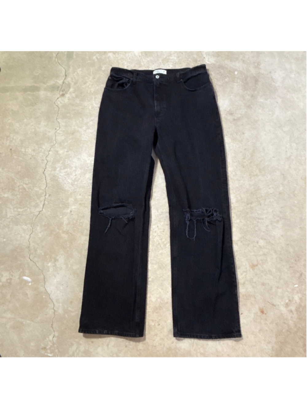 Abercrombie & Fitch 90s Relaxed High Rise Distressed Jeans Women’s Size 32 Black